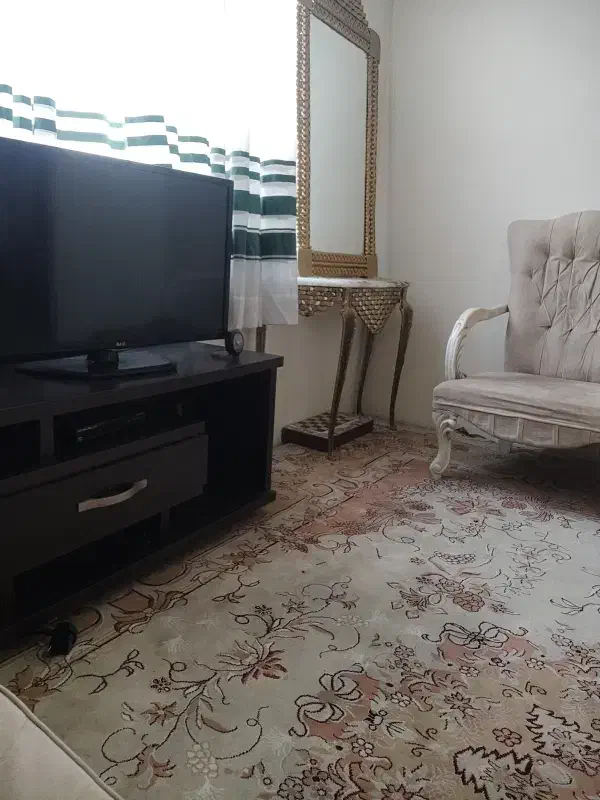 هم خانه نیازمند