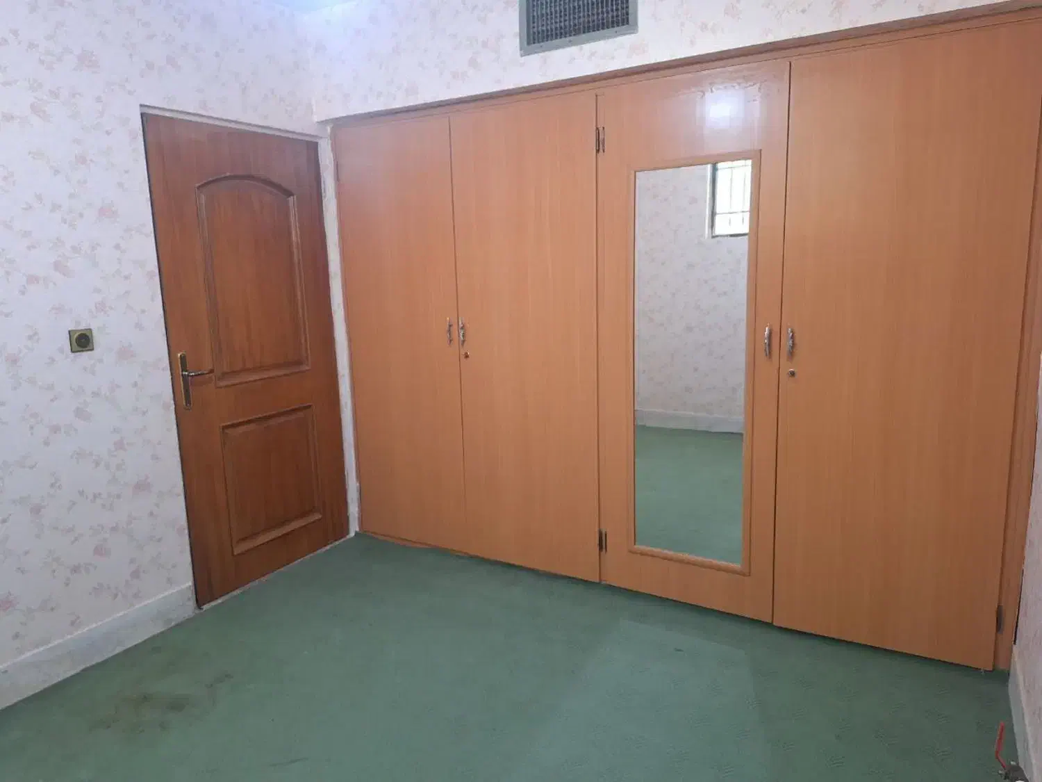اجاره یک واحد مسکونی همکف خیابان فروغی علاقه مندان