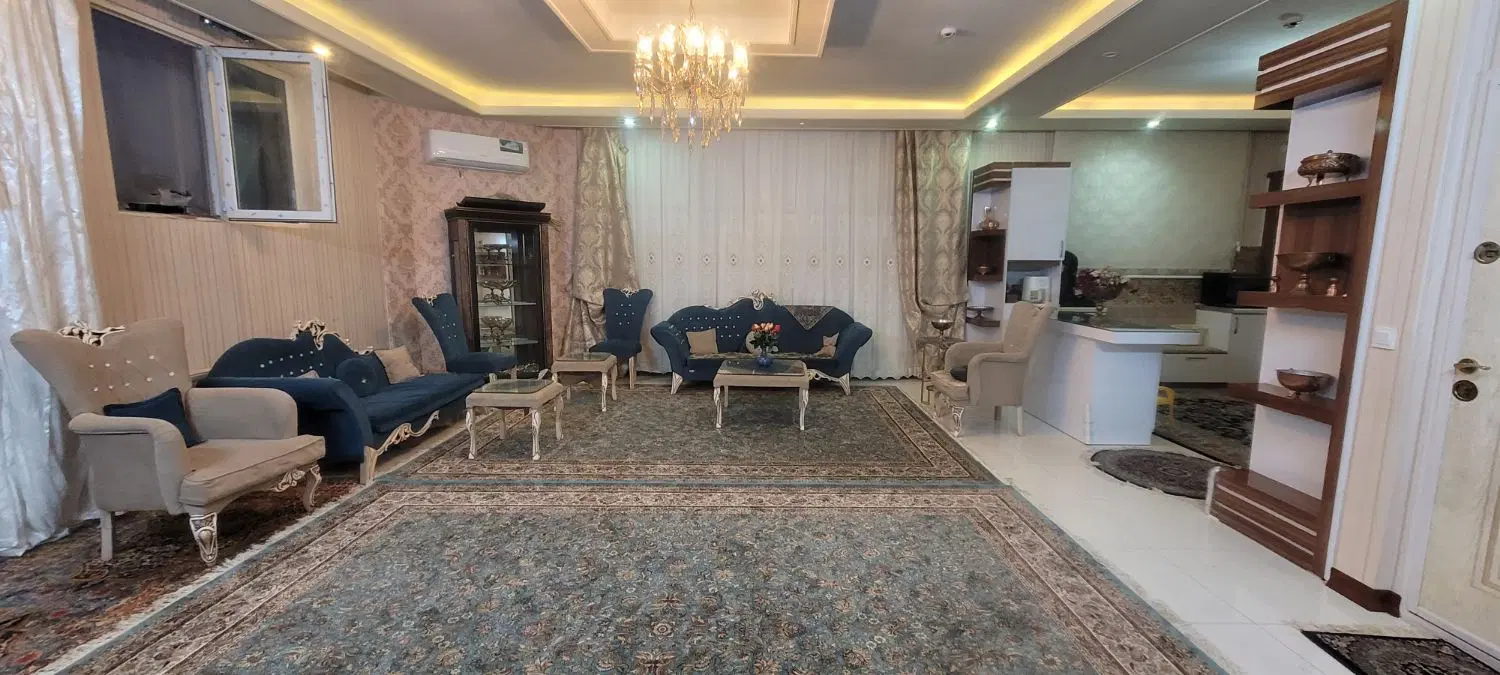 آپارتمان ۱۰۳ متری تک واحدی طبقه چهارم سند دار
