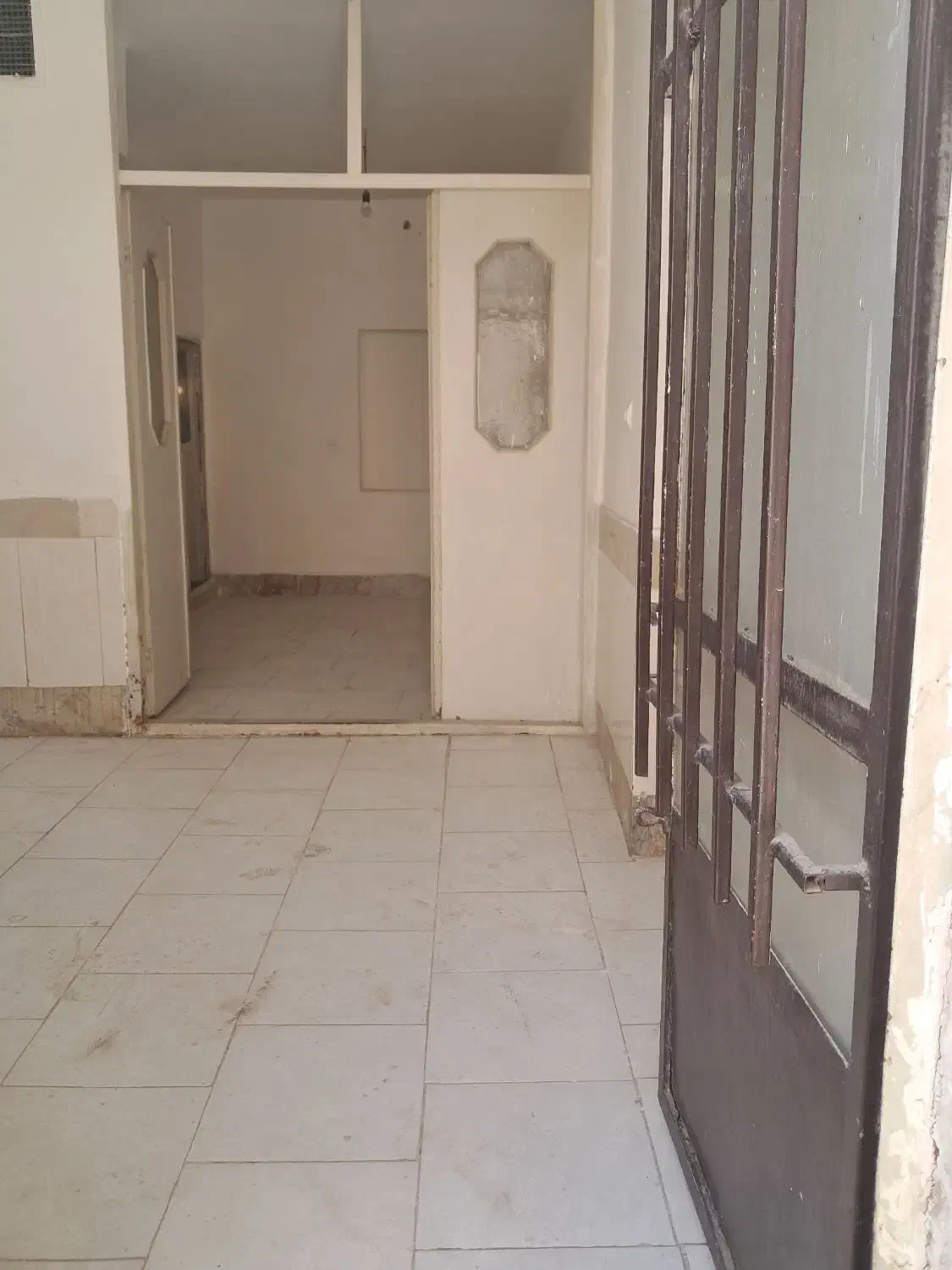 اجاره‌ی خانه ۵۰ متری ویلایی امراباد