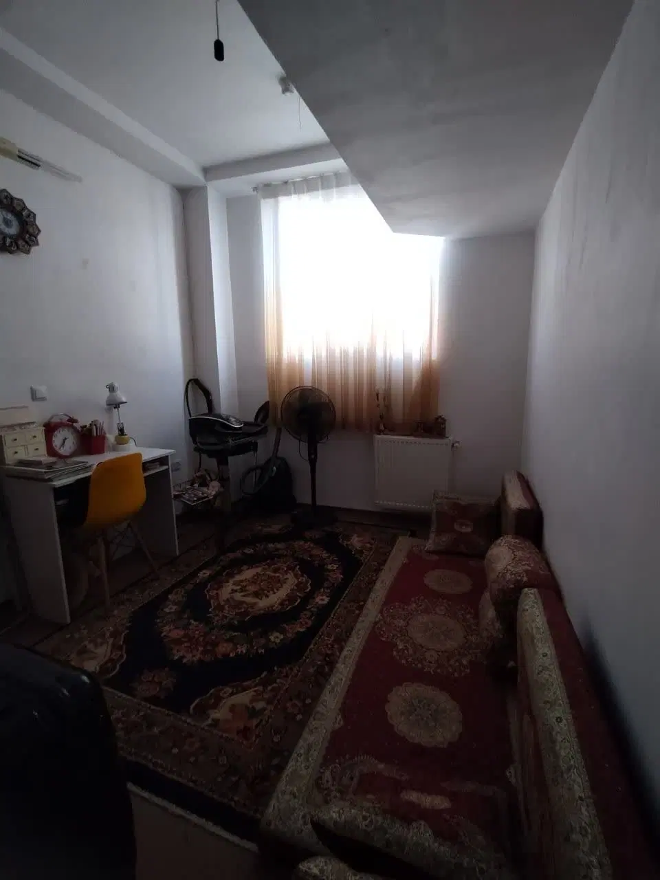 پردیسان ، ابوطالب ، دو خوابه