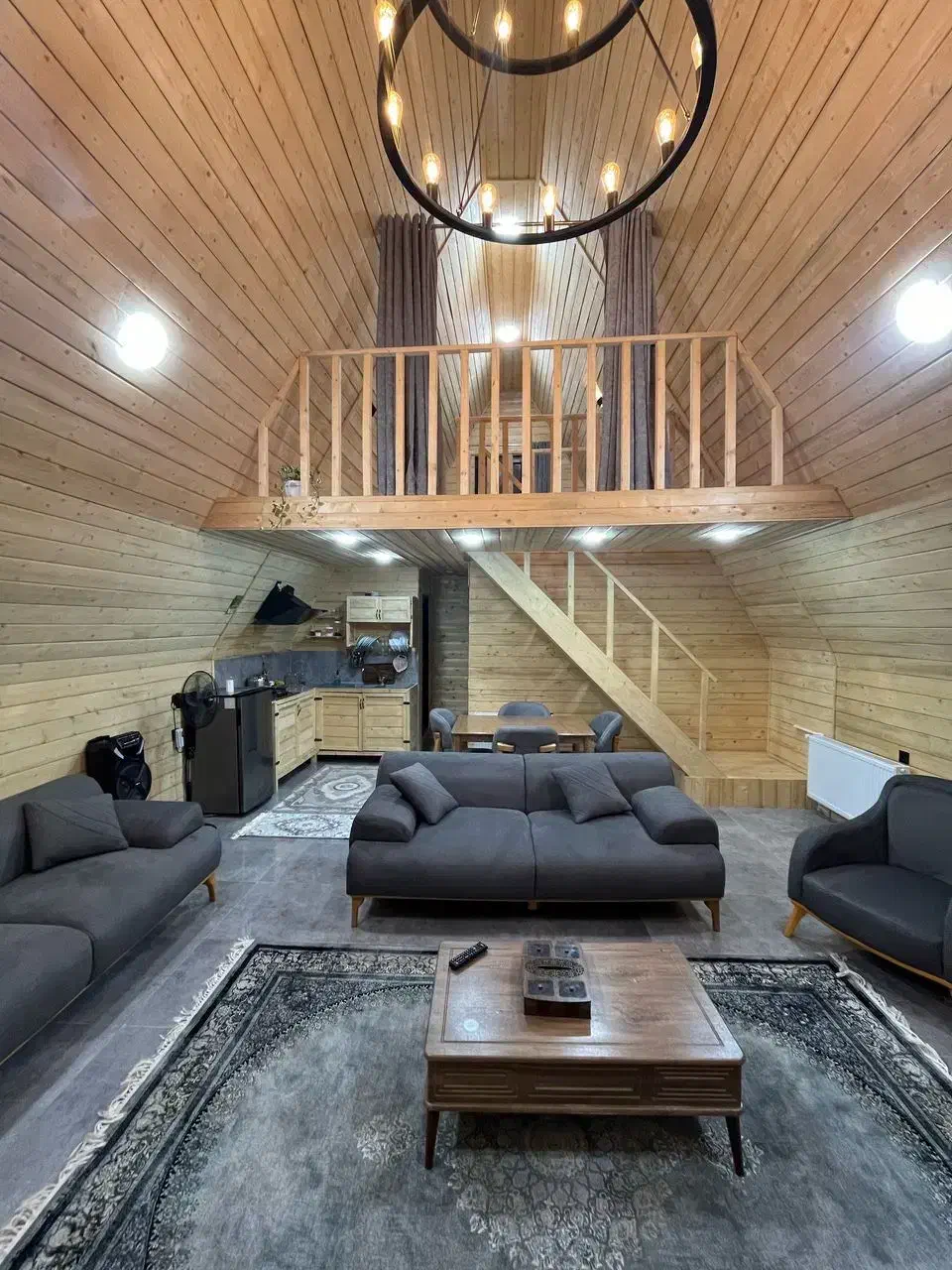 اجاره کلبه سوئیسی با ویوی زیبا