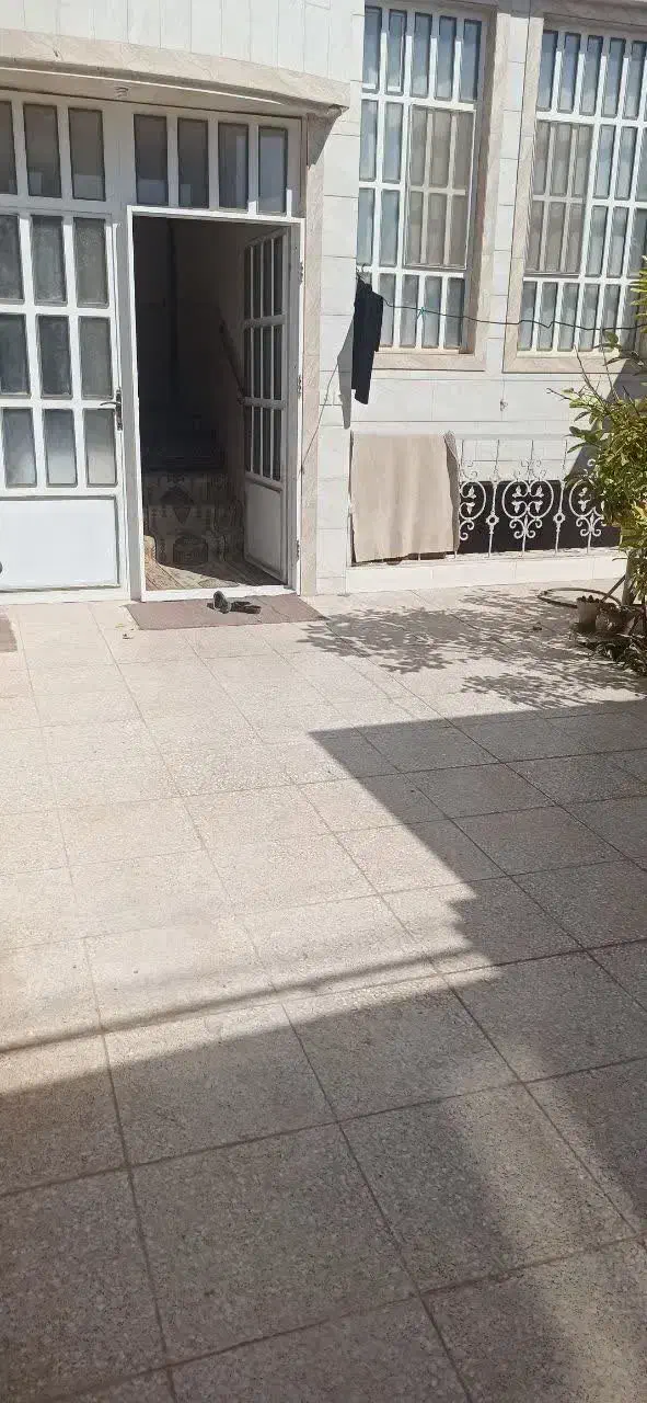 منزل شمالی دوطبقه سند ۶ دانگ