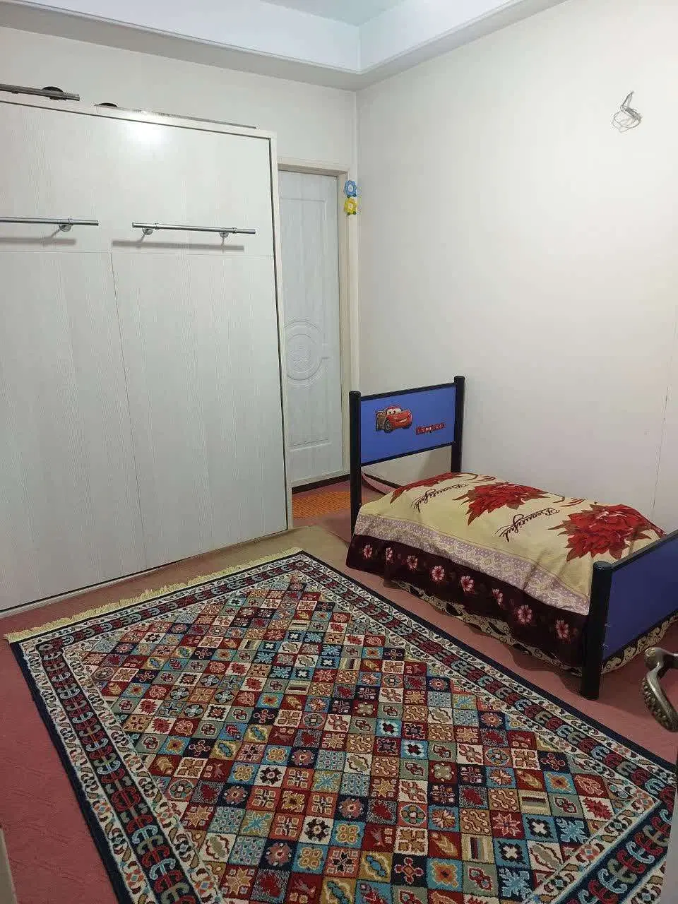 آپارتمان 115 متر، نوساز، دو خواب، خوش نقشه و جذاب