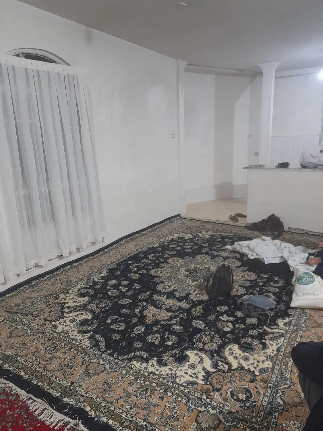 ملک فروشی