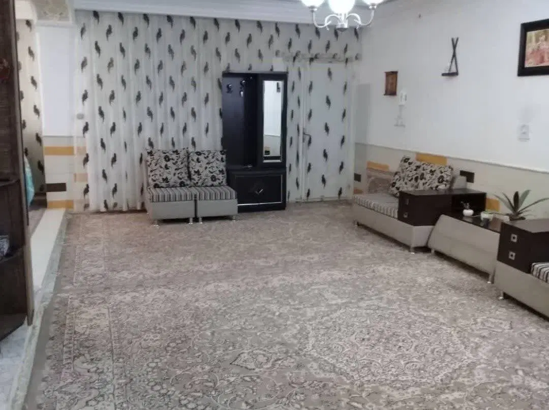 خانه در شهر مشکات