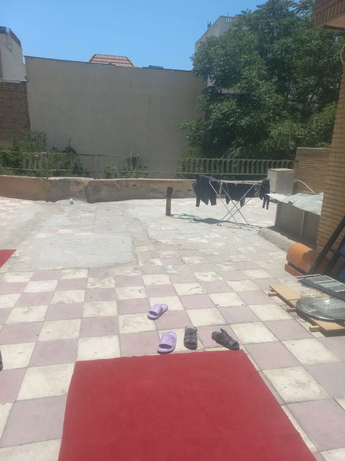 خانه پاسارگاد شرقی میباشد