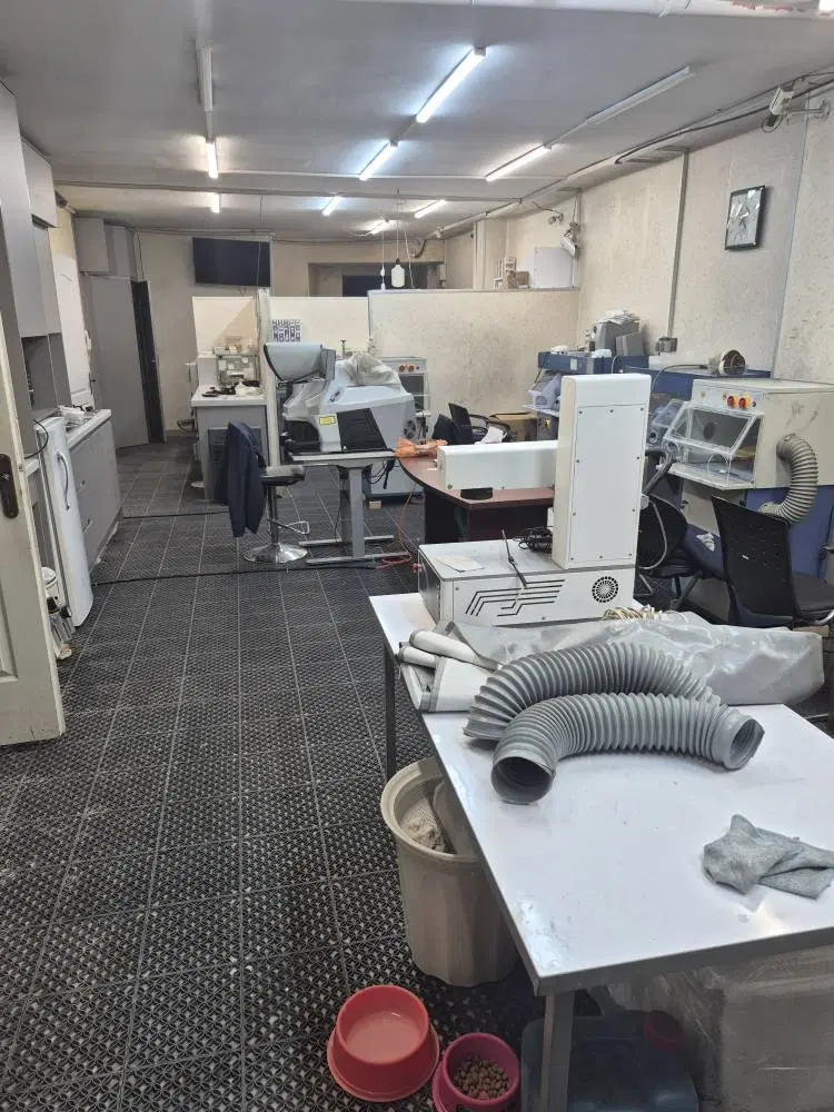 کار گاه انبار