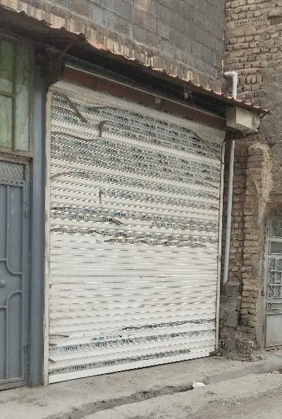 ۵۰ متر مغازه رو حاشیه با چاله مکانیکی