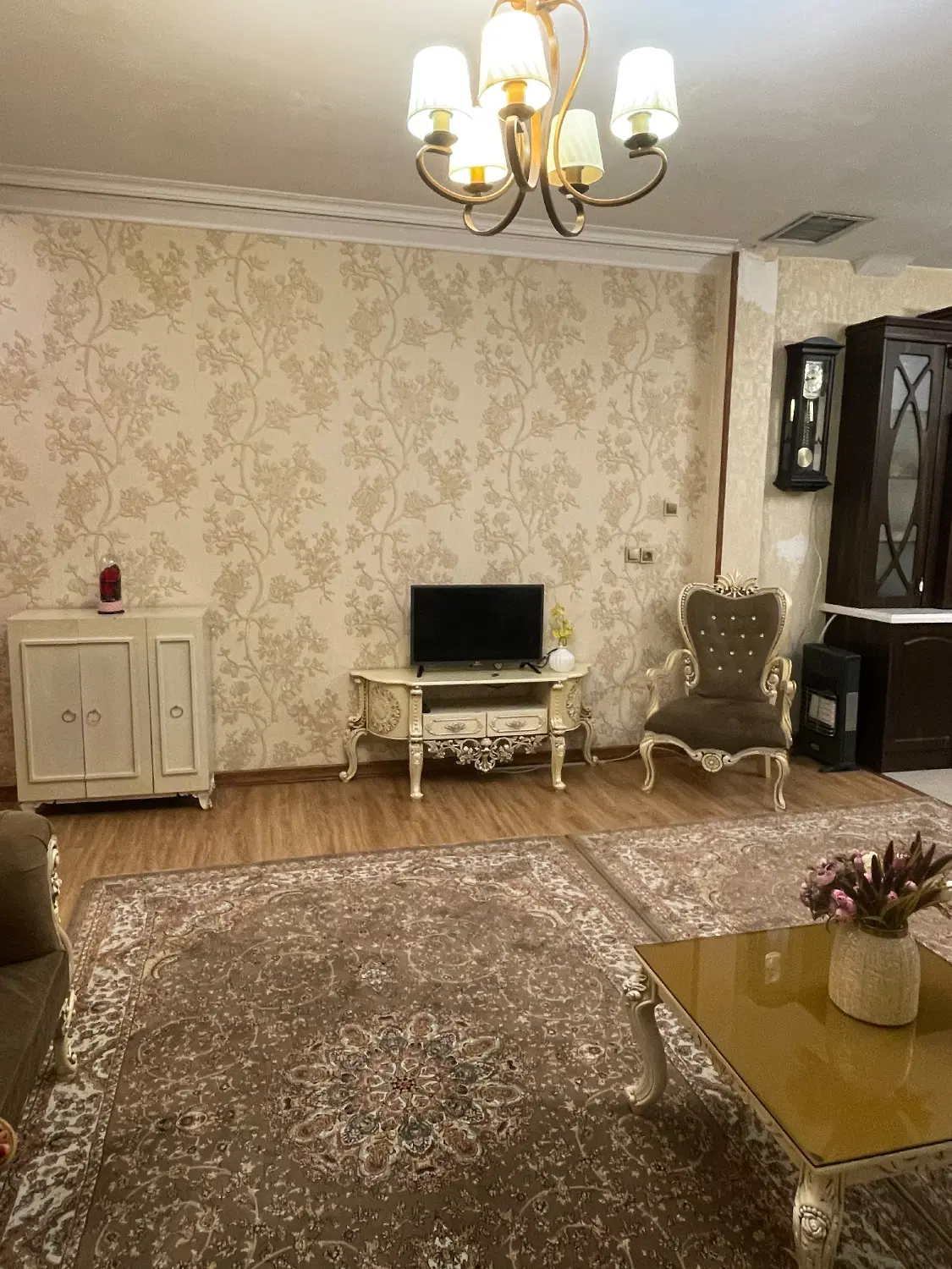 واحد۶۳ متری لوکس