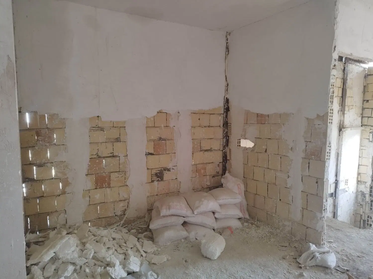 آپارتمان ۹۰متری
