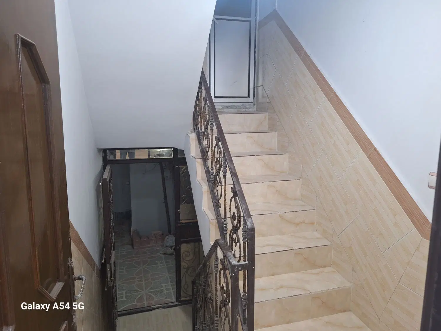 اجاره زیرزمین ۲۶۰ متری دربرخیابان اصلی