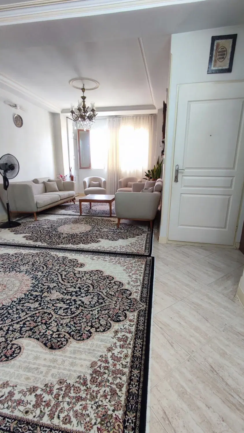 آپارتمان تک واحدی