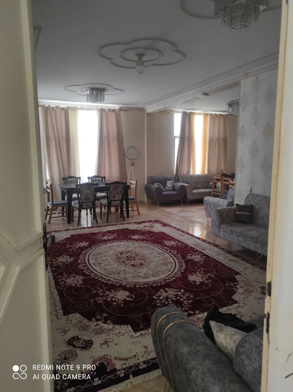 آپارتمان خیابان صالحی