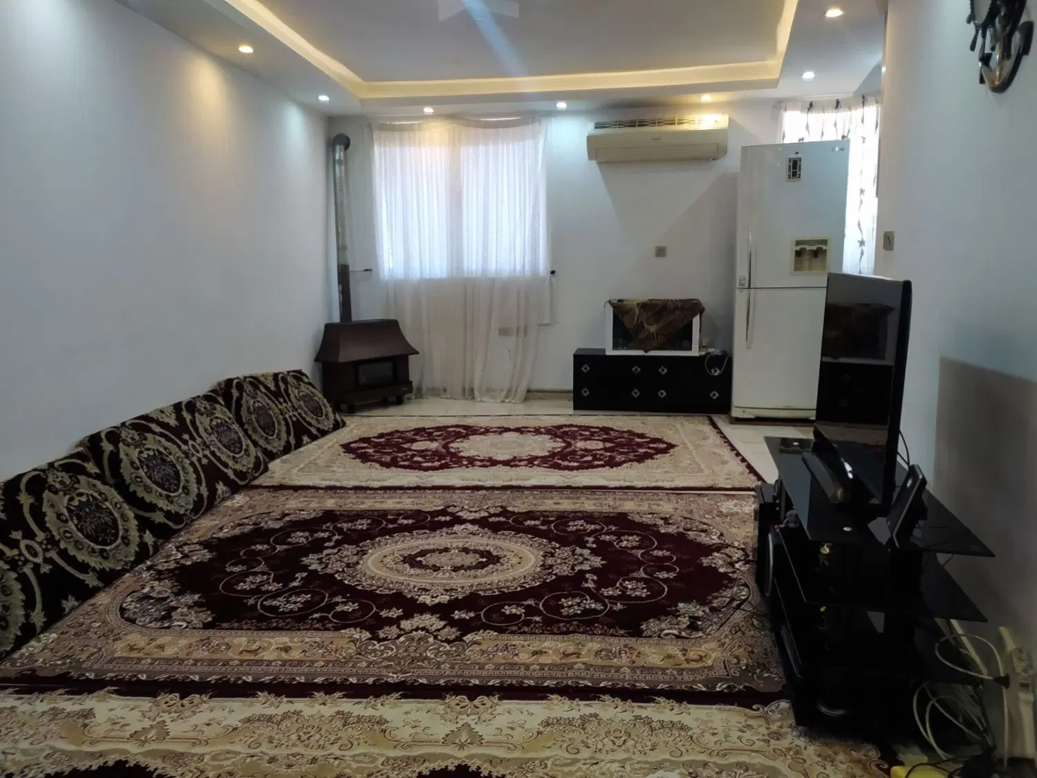 اجاره  آپارتمان دو واحده طبقه بالا  در جانبازان