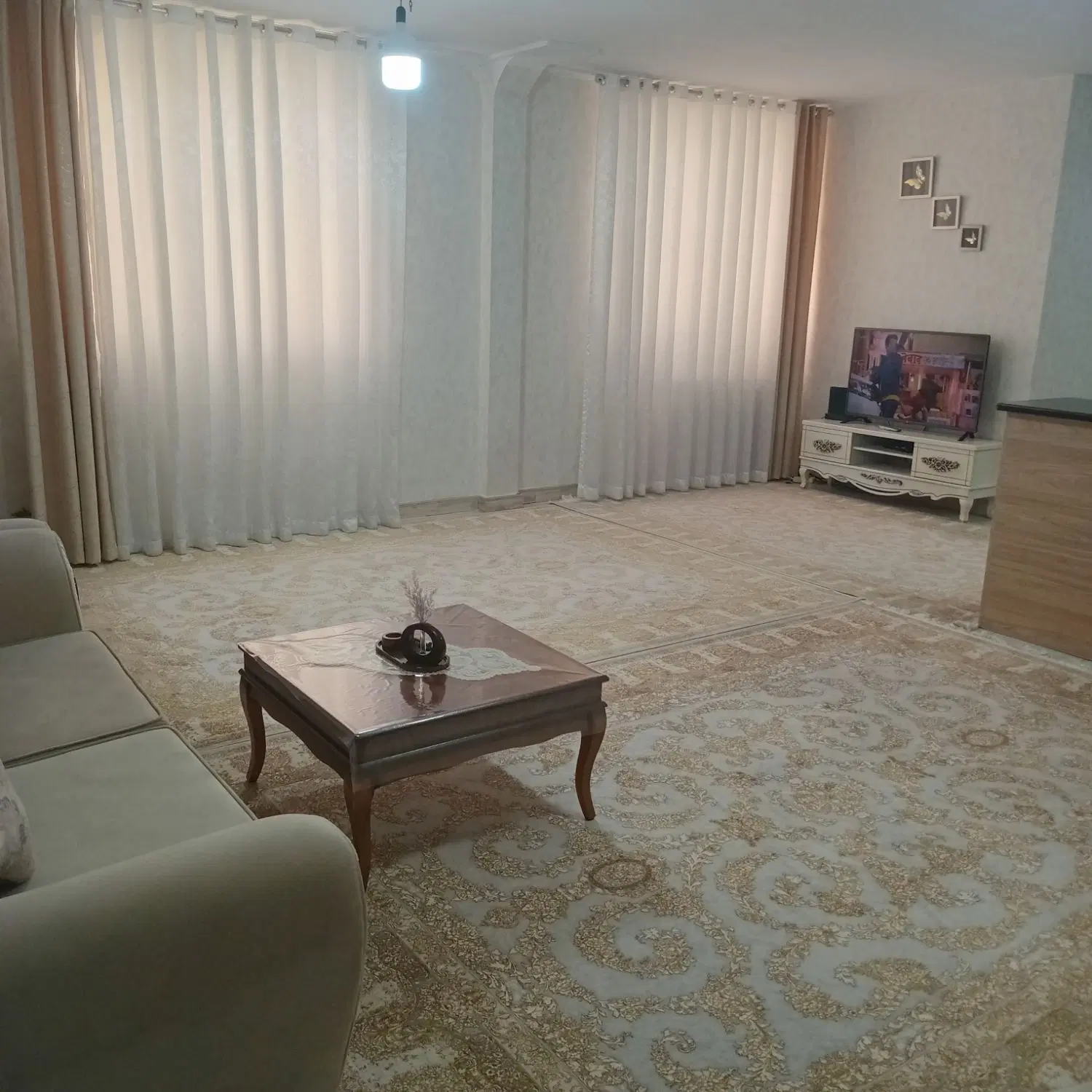 اپارتمان ۹۱ متری سه طبقه دو واحدی