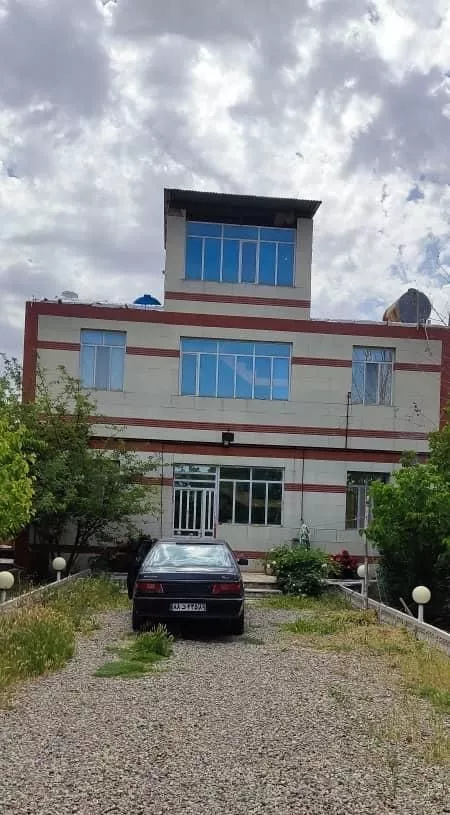 ۵۰۰ متر ویلا دو طبقه مستقل زیاران