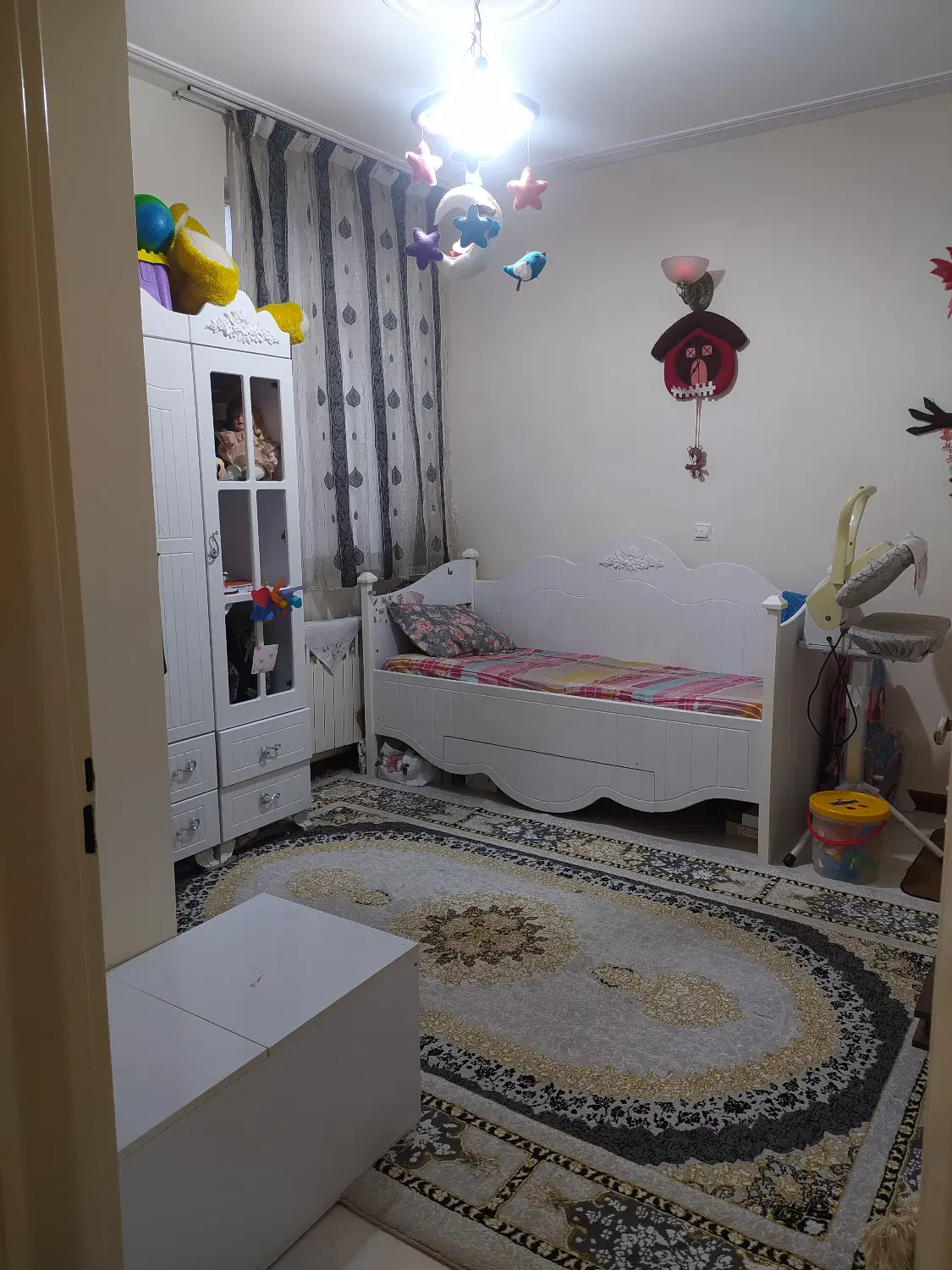 واحد 88متری، کوی دانشگاه