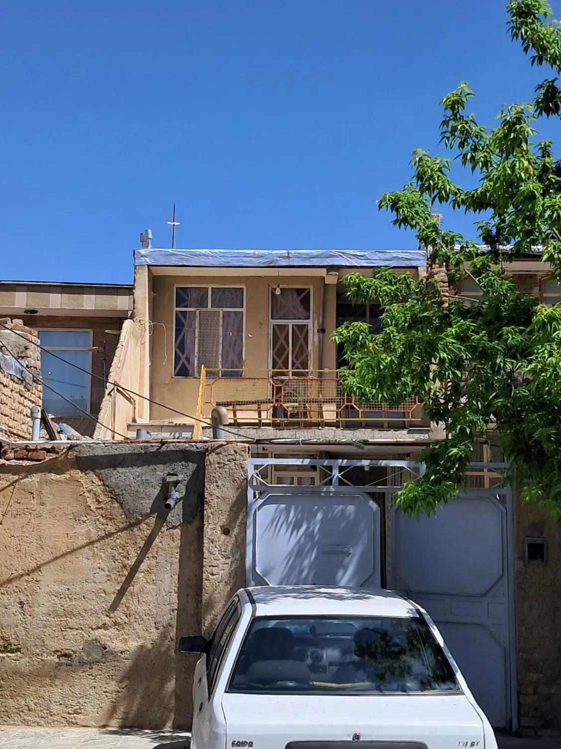 خانه ویلایی دو طبقه