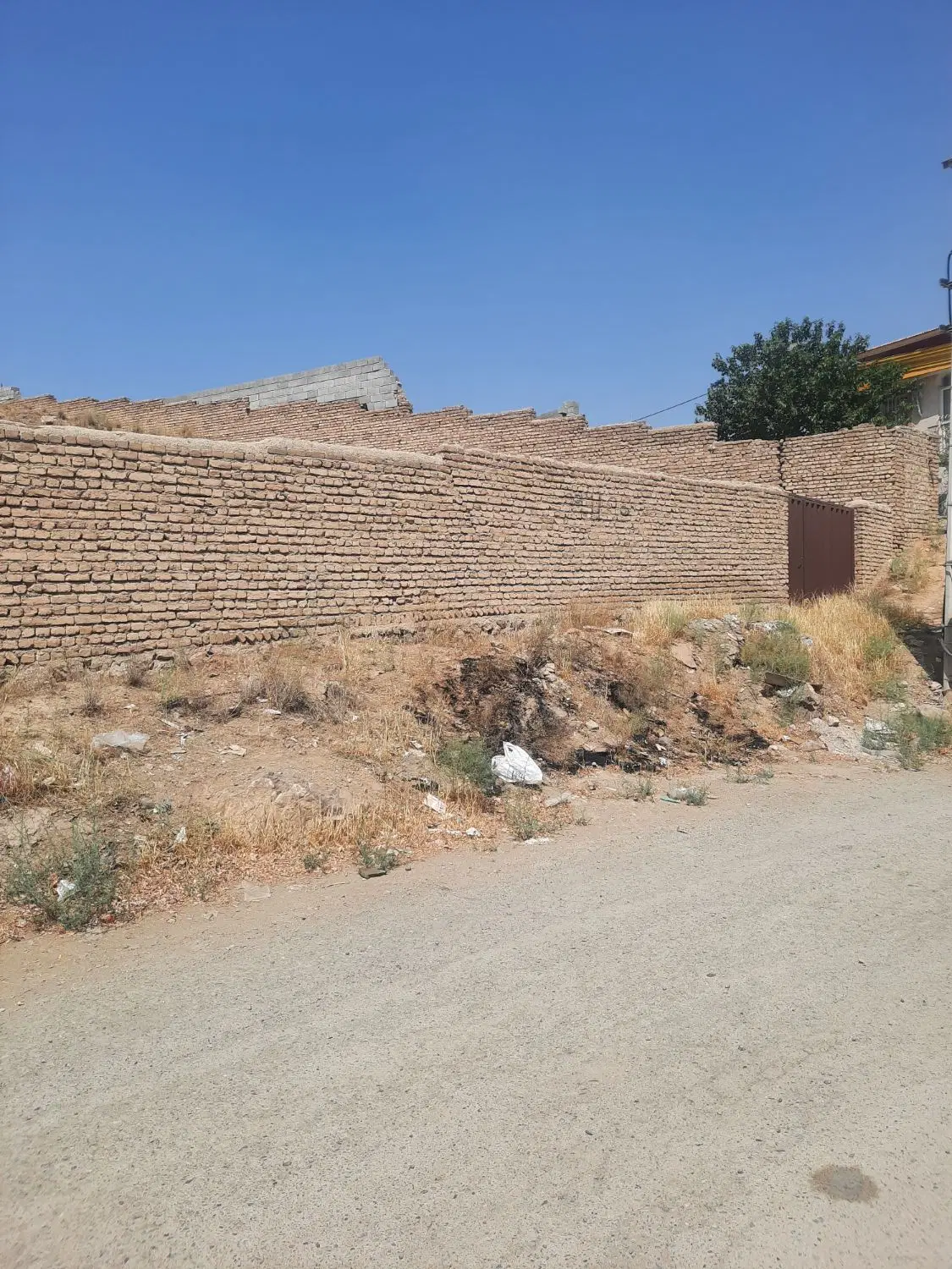 زمین کرشت