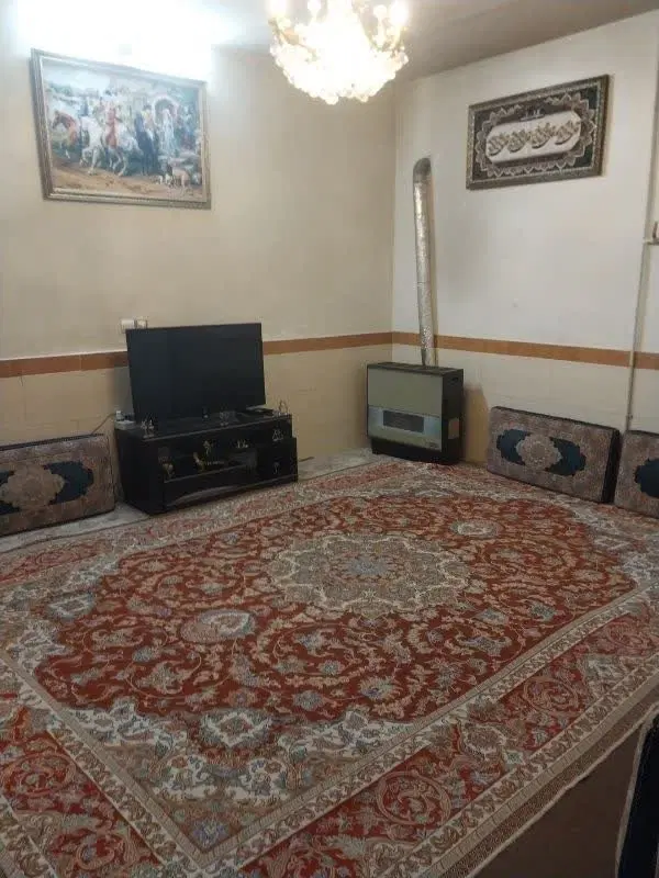 خانه ویلایی ۵۶ متری واقع در نقاوت صالحیه