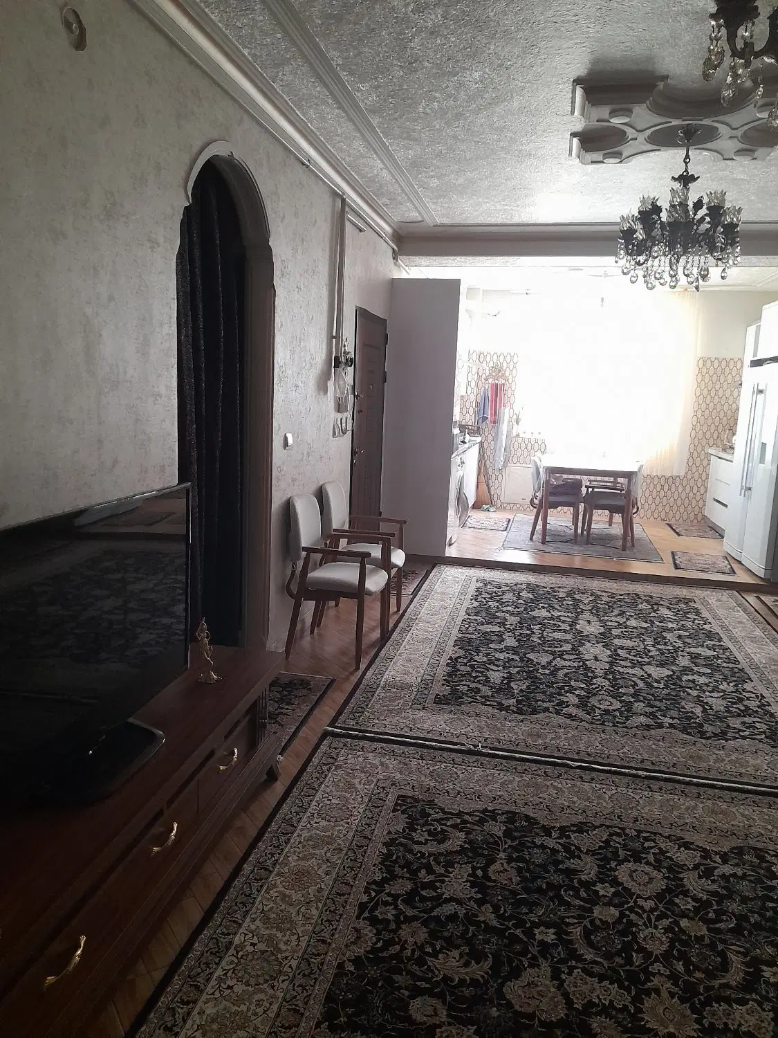 فروش یک واحد مسکونی خ رودکی