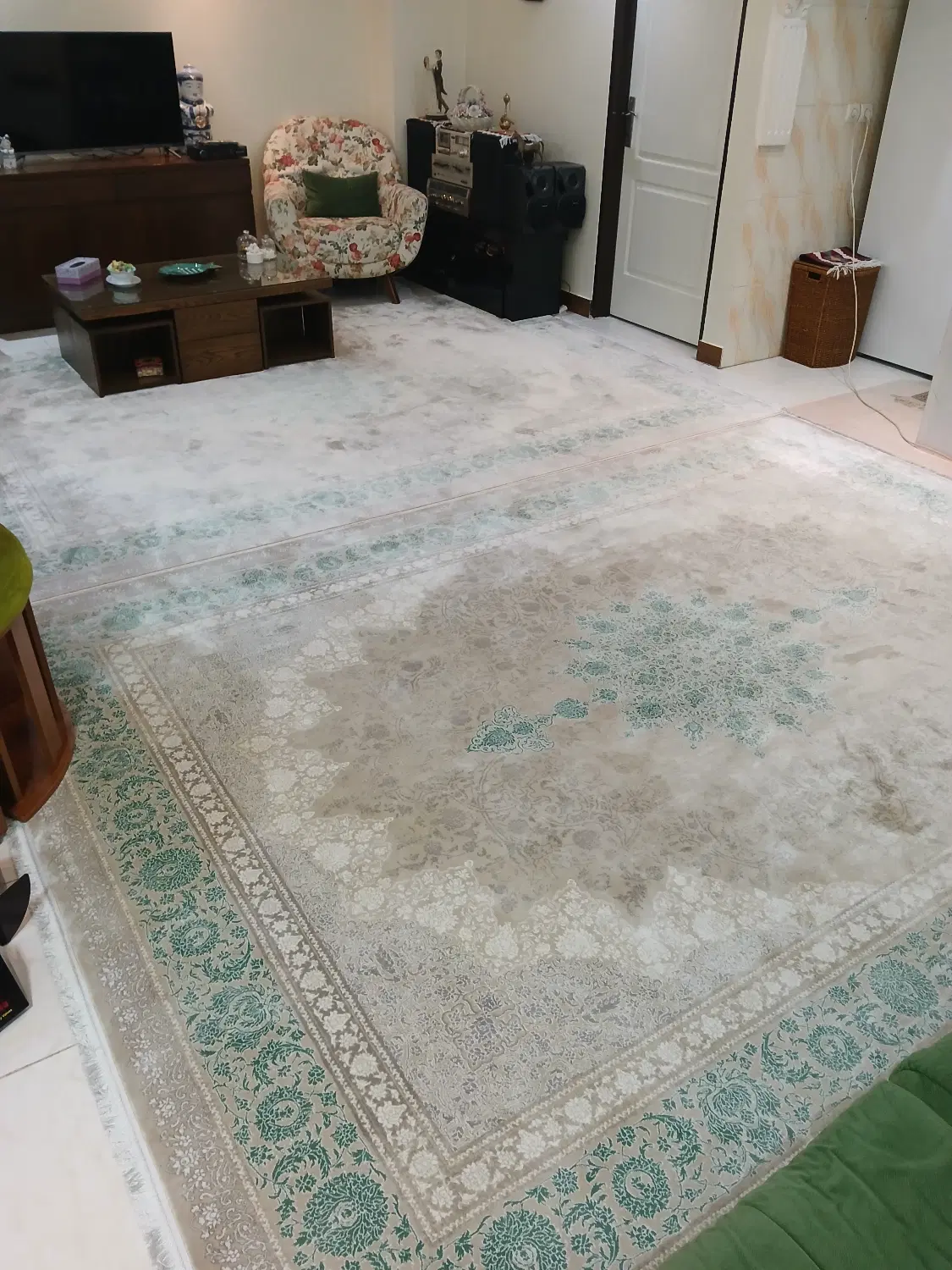 ۸۰ متر ۲خوابه فول امکانات نزدیک مترو نواب