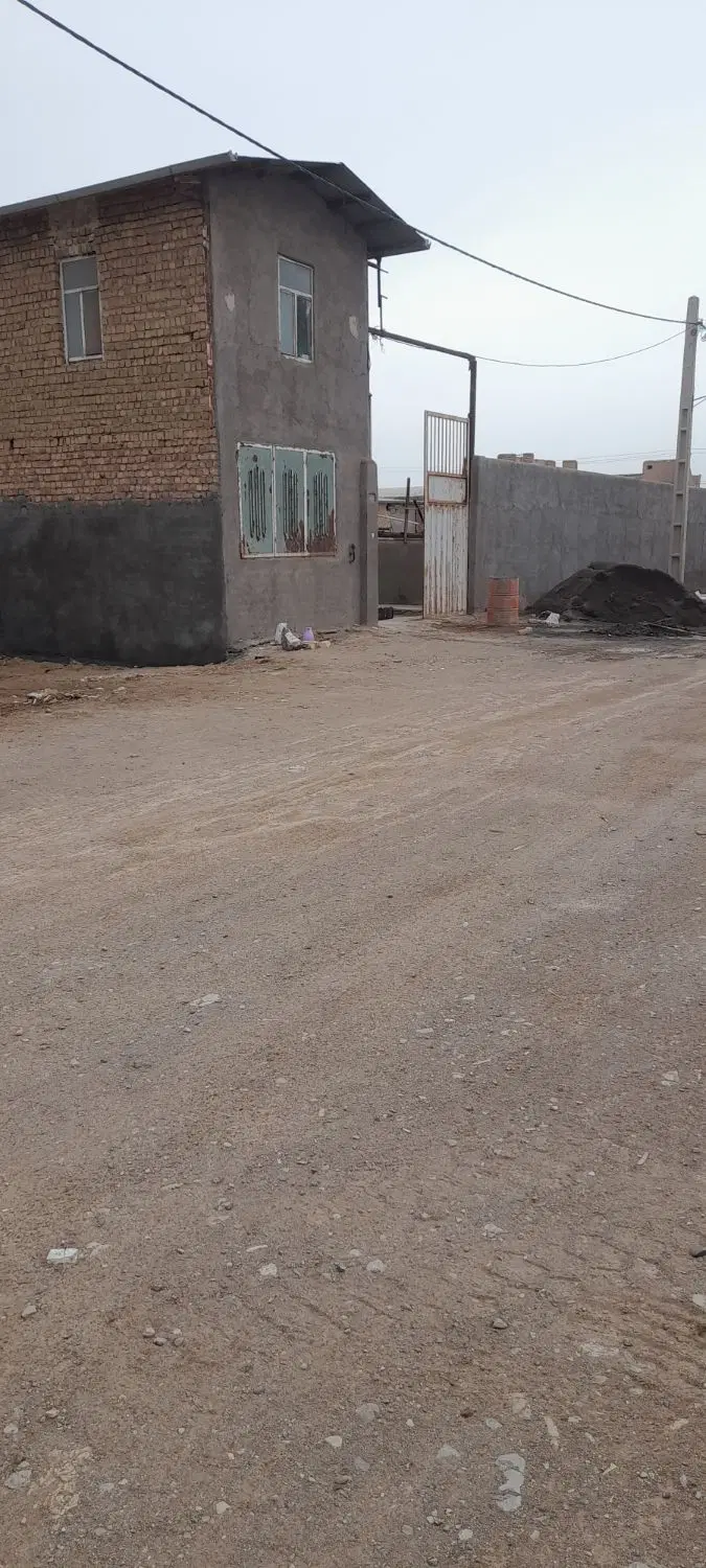 دامداری ۶۰۰ متری