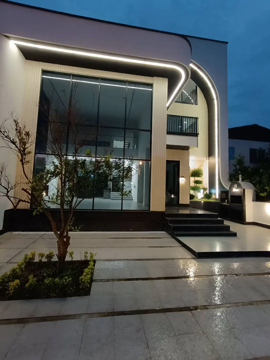 ویلای تریبلکس شهرکی سعادت آباد