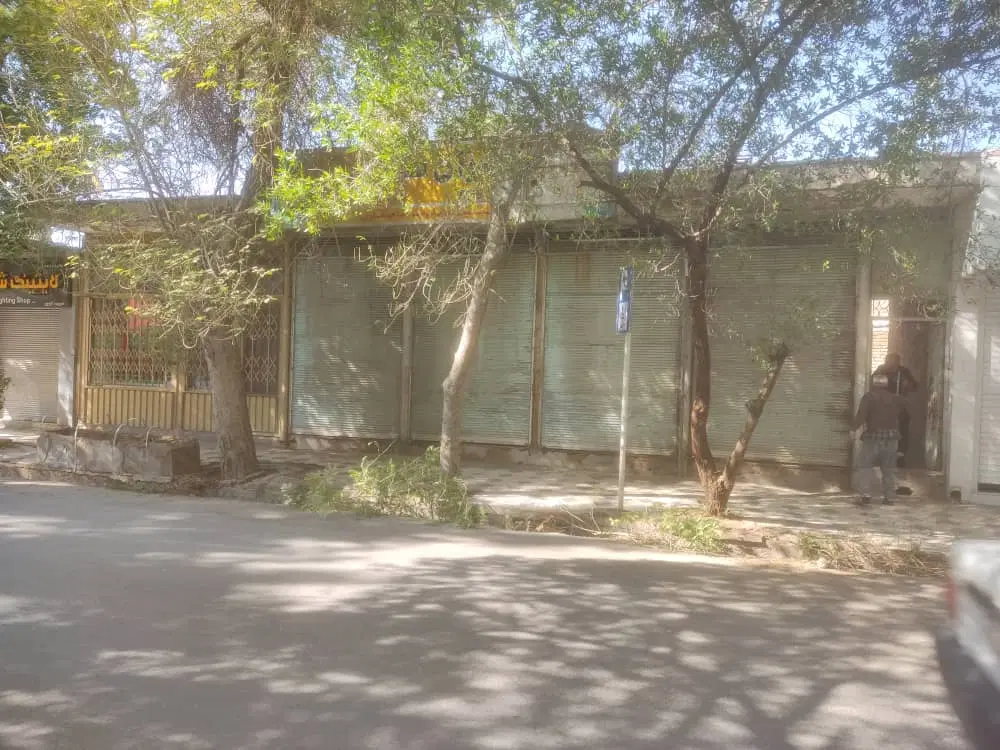 فروش سر قفلی سه باب مغازه