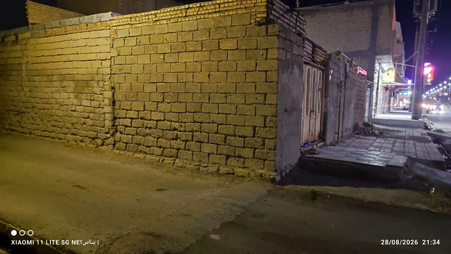 ملک تجاری روبرو پارک ۱۸‌فروردین