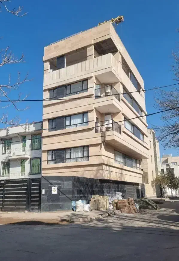 زمین از شما ساخت از ما