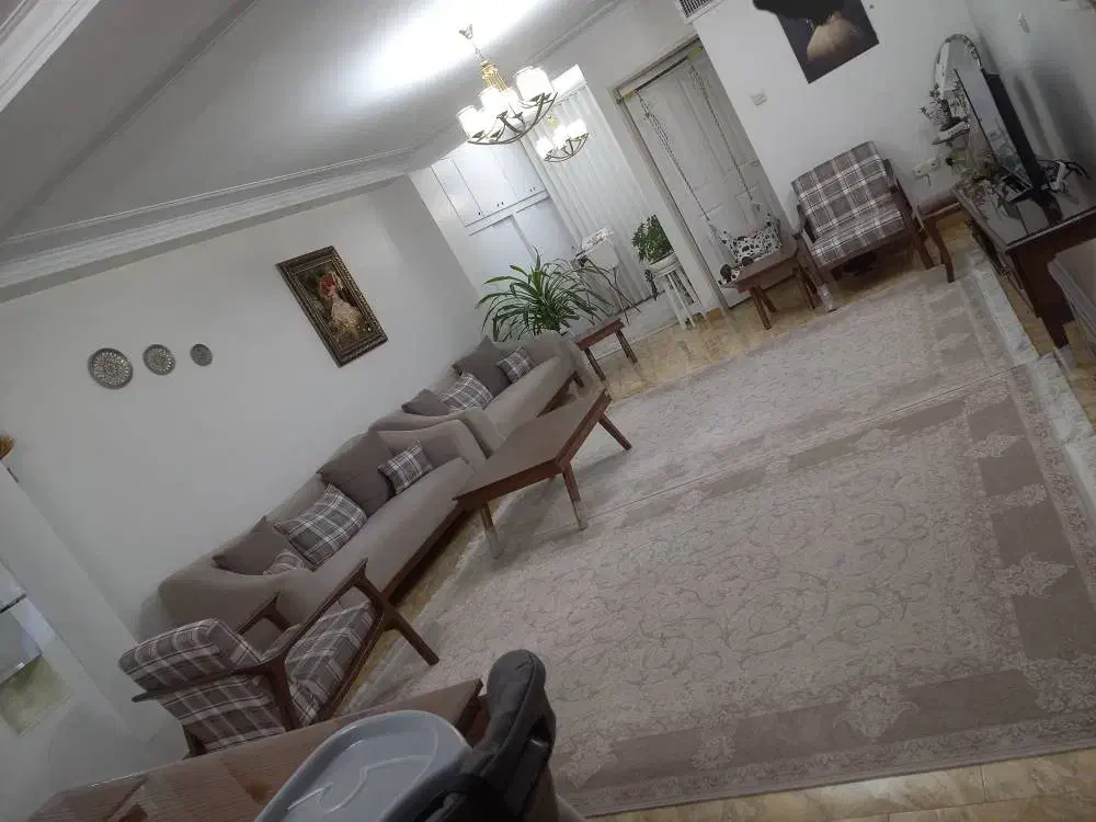 واحد73متری رو به نماکم واحدبدون خرج(املاک سبز۲)