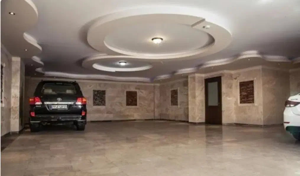 پارکینگ خودرو