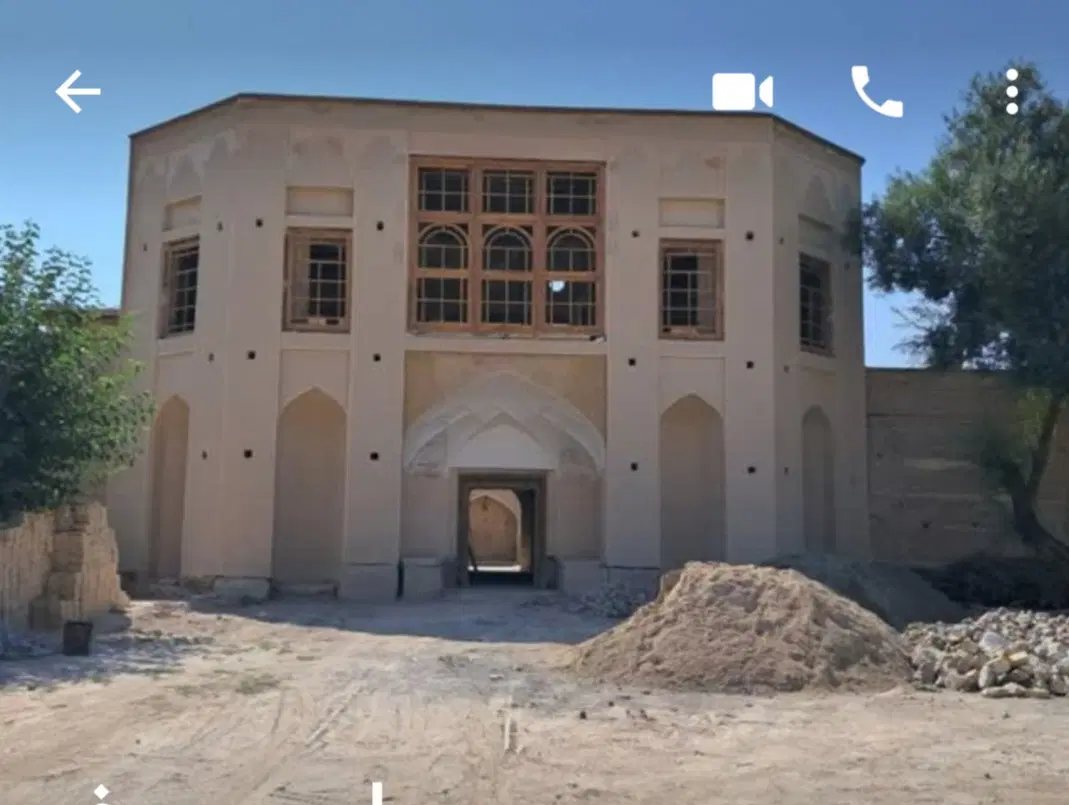 زمین ساختمانی