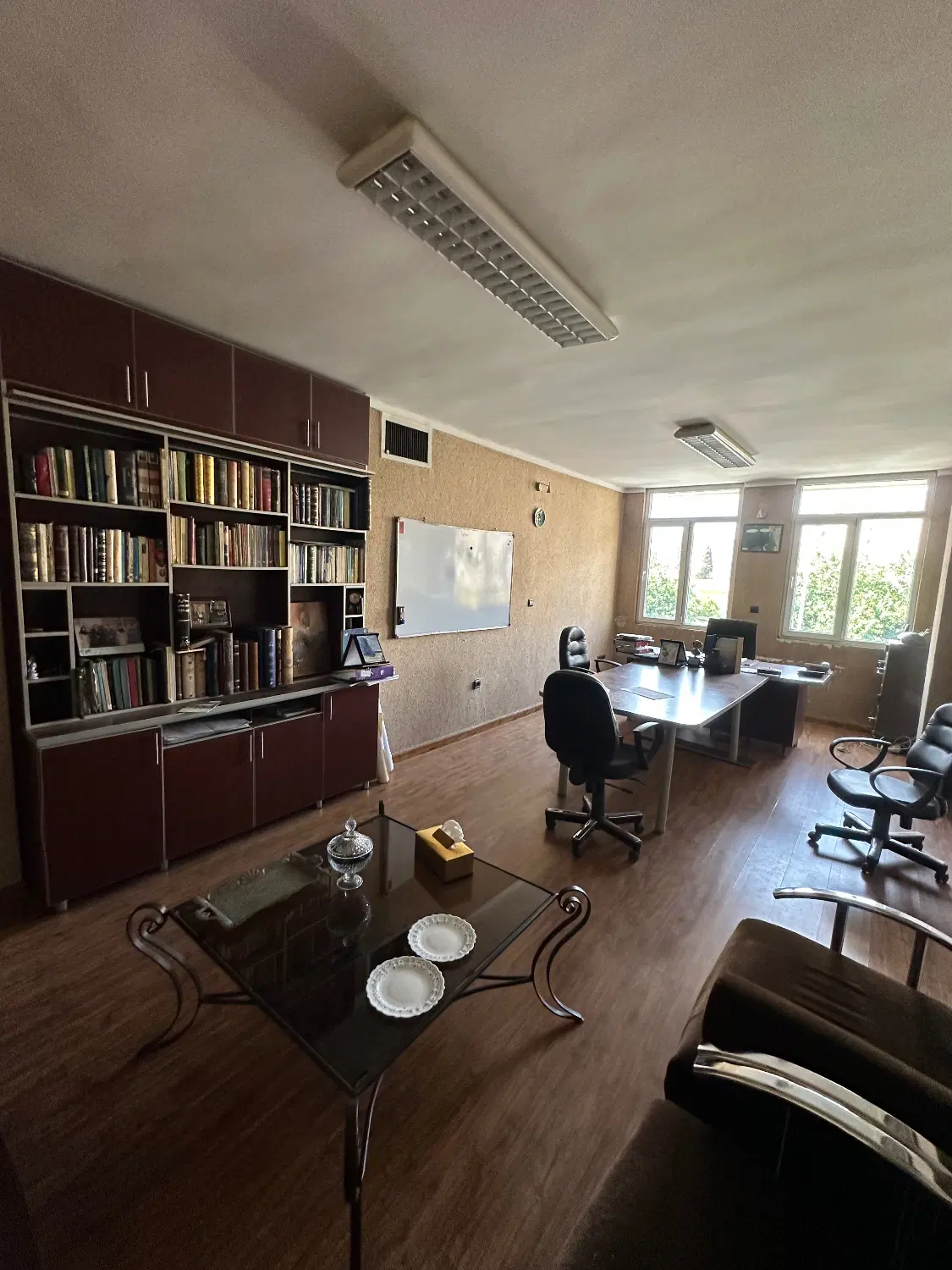 مسکونی با کاربری اداری بر اصلی خیابان امیرکبیر