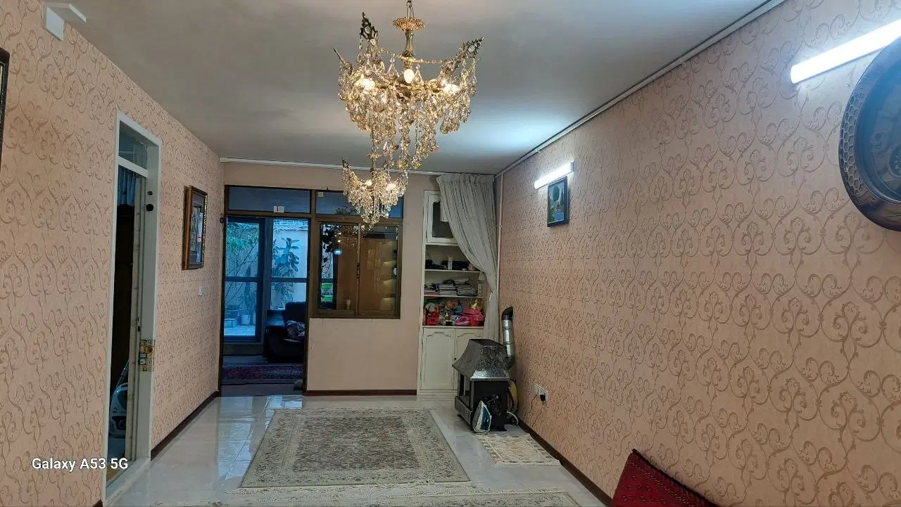 آپارتمان ۱۰۰متری،همکف،حیاط مجزا،جنوبی،صدف۷