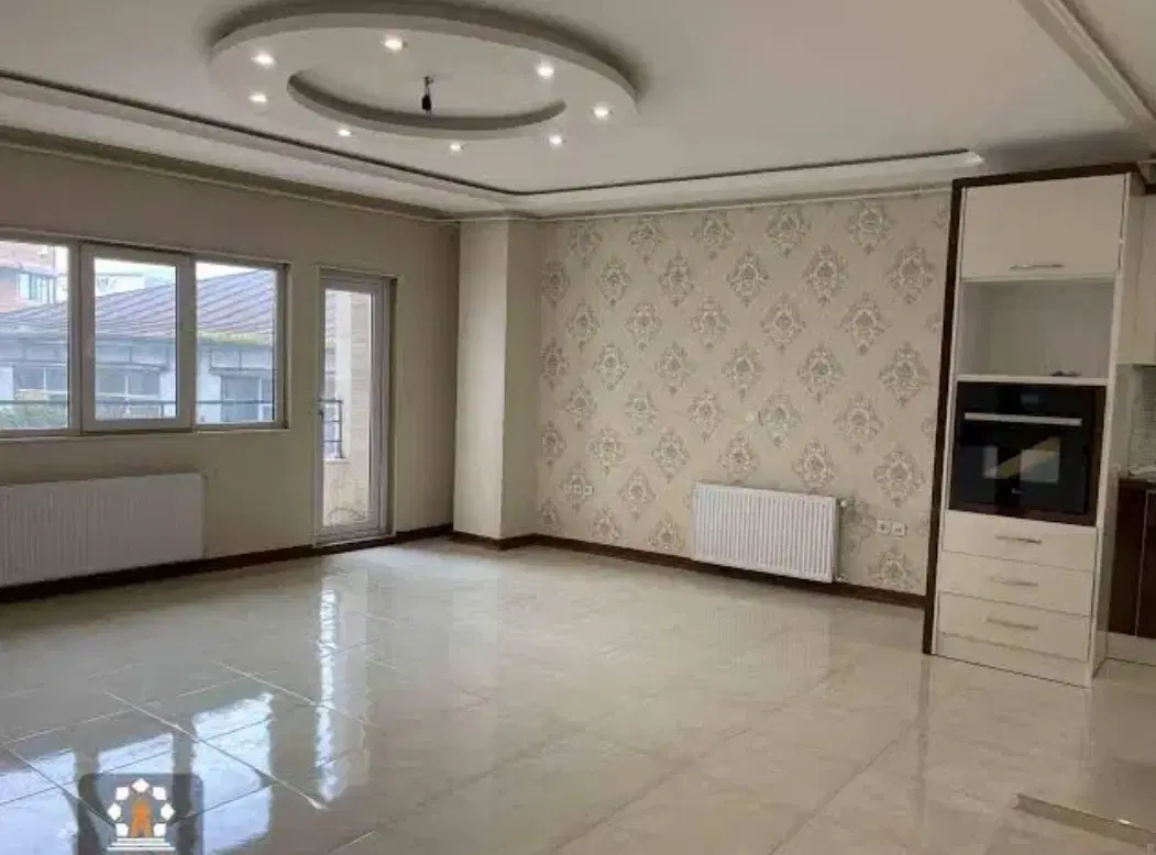 اپارتمان سه خوابه