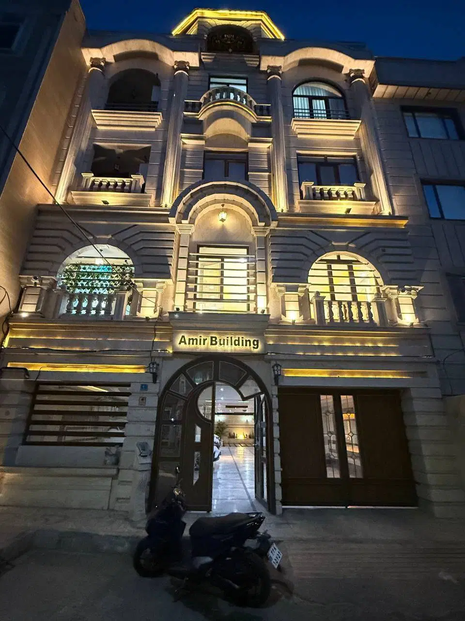 ۹۸متر۲خواب پارکینگ و انباری سندی سندتک برگ فول