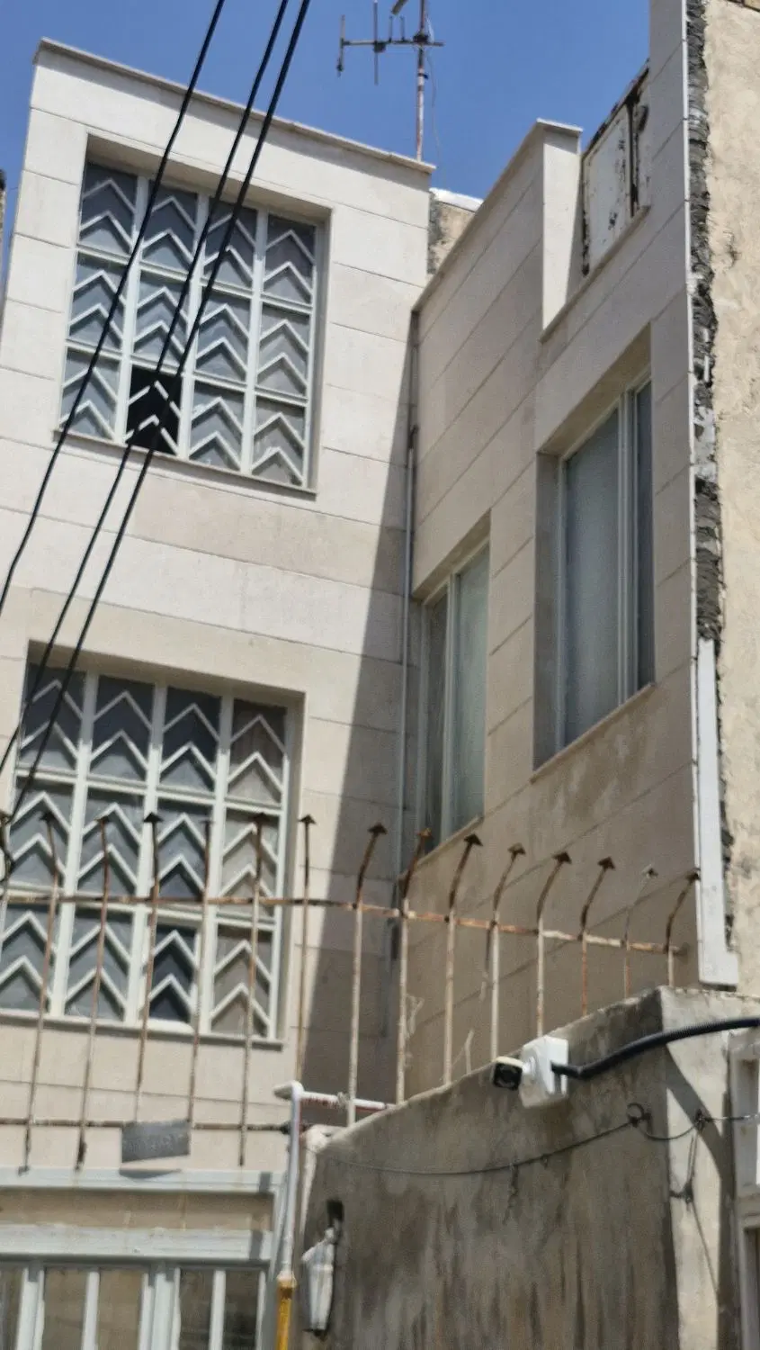 اجاره یک واحد مسکونی