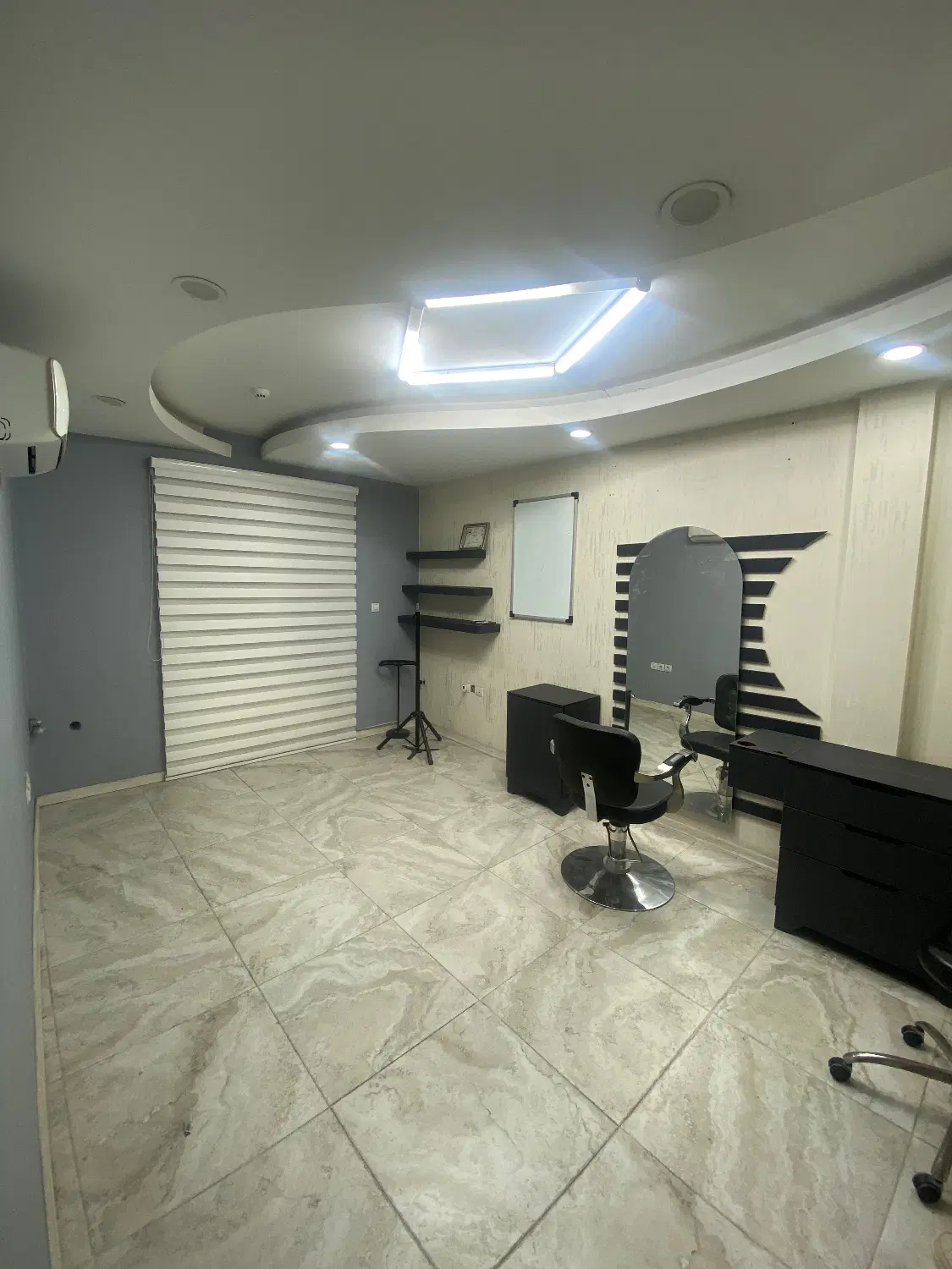 اجاره اتاق آرایشگاه مردانه