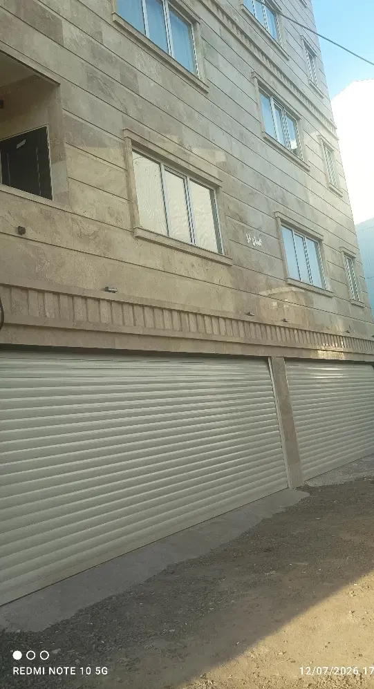 یه آپارتمان نو ساز