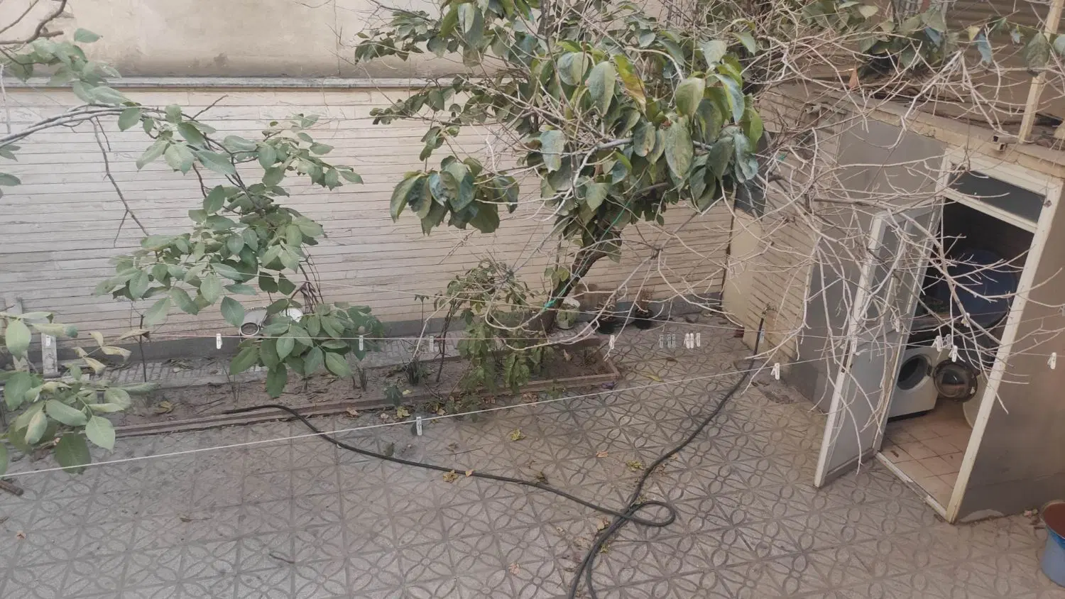 ۲۰۶ متر ملک ۳ طبقه در بهارستان