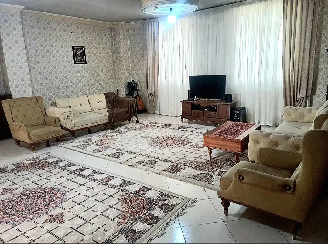 اجاره آپارتمان 105متری _ 2خواب _ تک‌واحدی