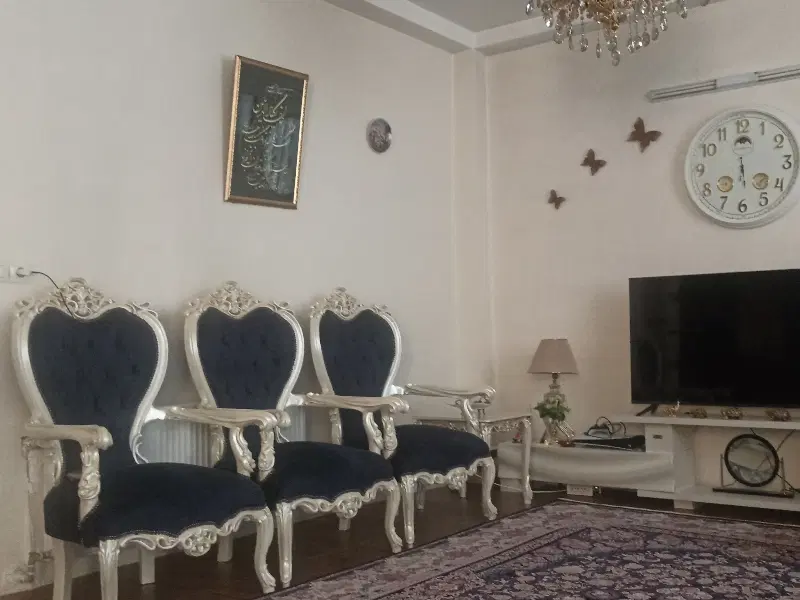 آپارتمان 95 متری محمد زکی