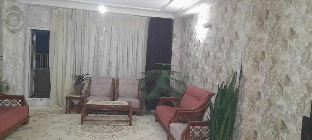 آپارتمان تختی