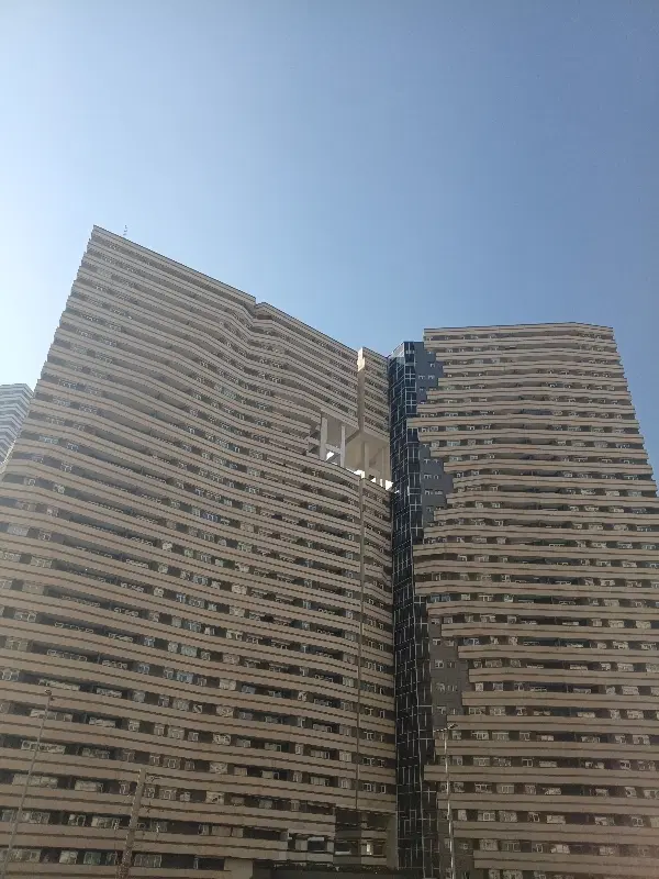 ۱۲۶ متری برج جی شمالی فول دیزاین