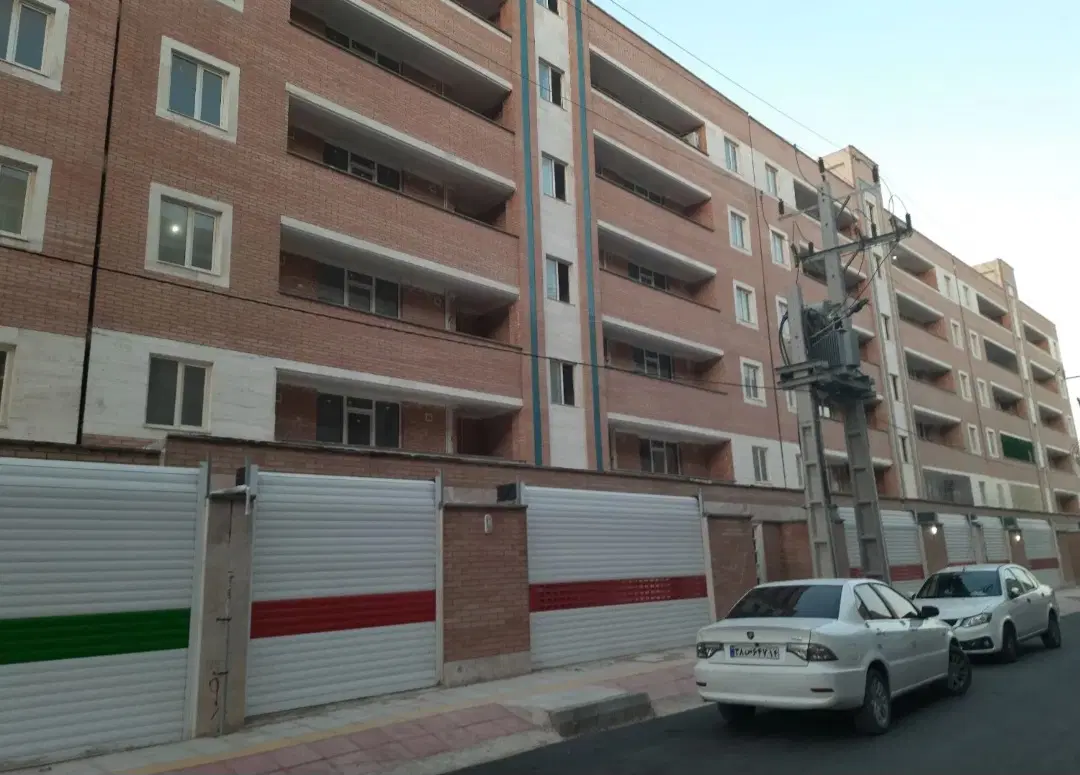 واحد۹۰متری نوساز