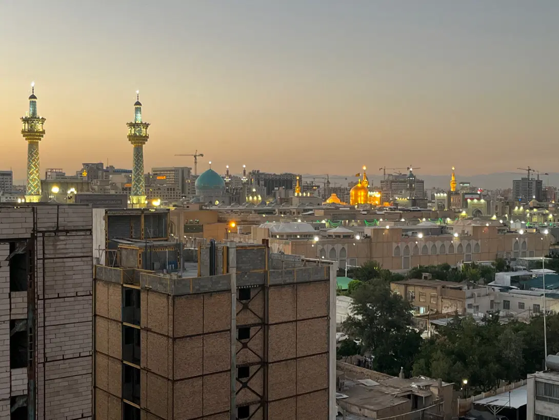 ملک نزدیک حرم فقط ۵ دقیقه