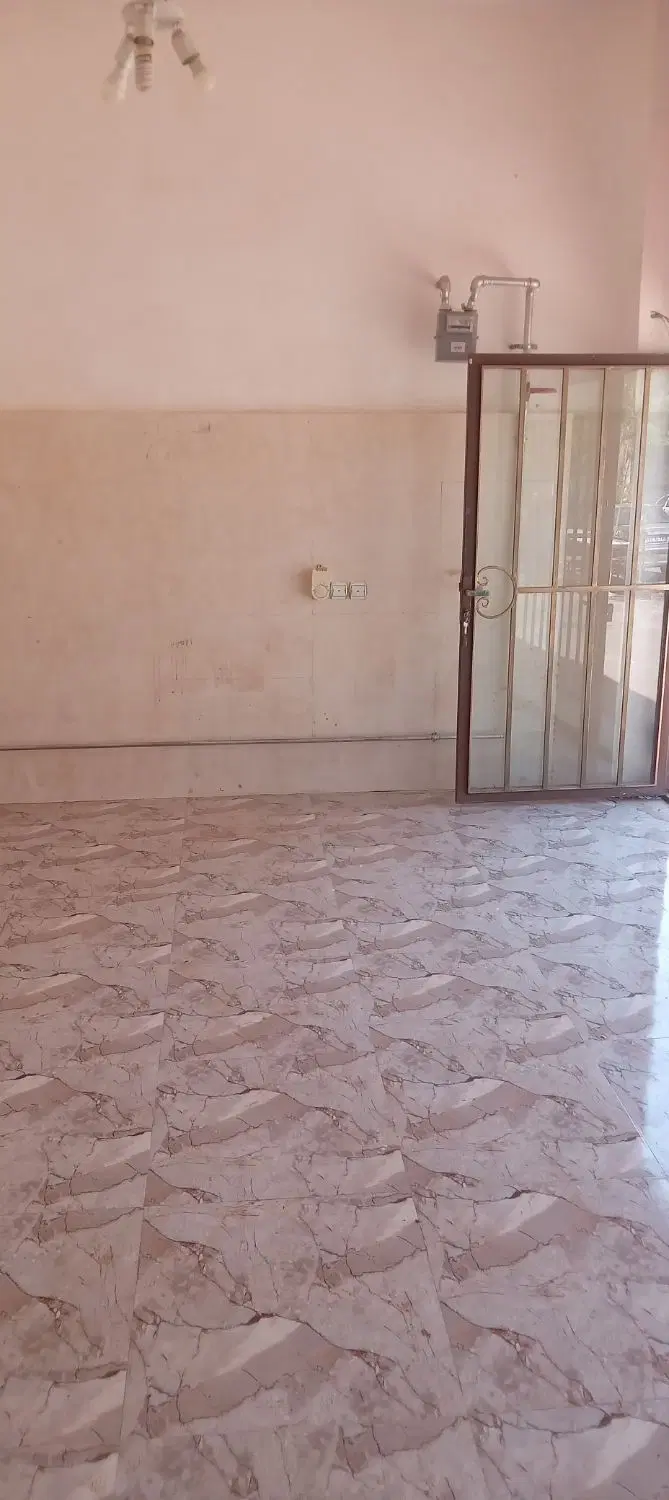 فروش مغازه ۲۸متر امکانات کامل